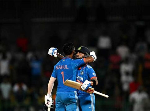 IND Vs PAK: कोहली, राहुलची शानदार शतके, पाकिस्तानसमोर ३५७ धावांचे आव्हान