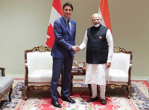 विमानात बिघाड झाल्याने भारताने ट्रुडो यांना ऑफर केले होते मोदींचे विमान, मात्र...