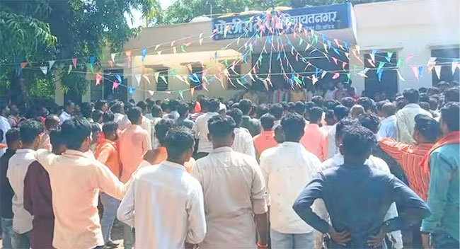 Maratha Reservation : मराठा आरक्षणासाठी तरुणाची आत्महत्या