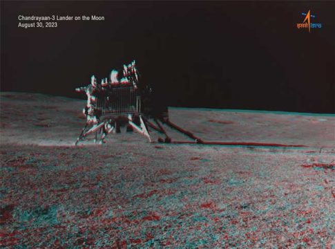ISRO ने शेअर केला विक्रम लँडरचा रंगीत फोटो