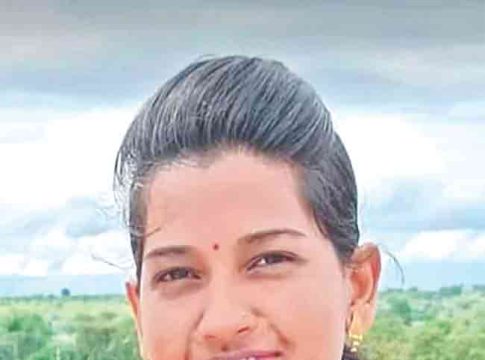 Nashik Crime news : २५ लाखांसाठी डॉक्टर पत्नीचा खून; सासऱ्यासह डॉक्टर पतीवर गुन्हा दाखल