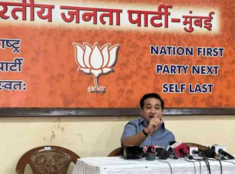 Nitesh Rane : उद्धव ठाकरेंवर कलम ३०२ चा गुन्हा दाखल करुन अटक केली पाहिजे...