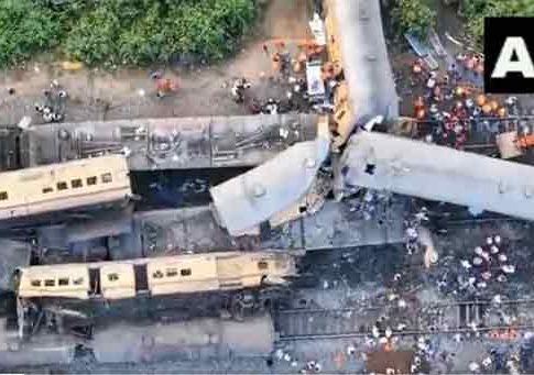 Train accident: आंध्र प्रदेश रेल्वे अपघातातील मृतांची संख्या वाढली, ९ जणांचा मृत्यू