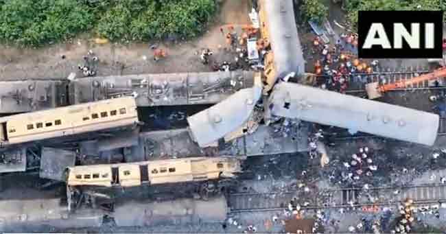 Train accident: आंध्र प्रदेश रेल्वे अपघातातील मृतांची संख्या वाढली, ९ जणांचा मृत्यू