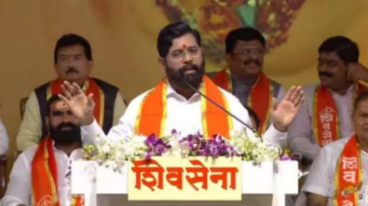 मुख्यमंत्र्यांची तळमळ; उबाठा सेनेची मळमळ