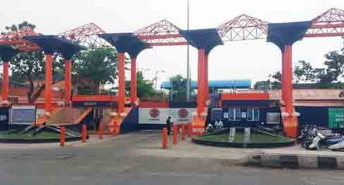 मनमाड प्रकल्पावर इंडियन ऑइलच्या पाईपलाईनला गळती