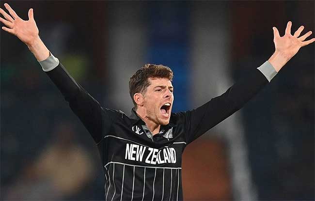 NZ vs NED : मिचेल सँटनरच्या घातक गोलंदाजीसमोर नेदरलँडच्या फलंदाजांनी टेकले गुडघे