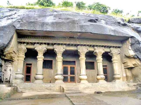 Pandav leni : पांडवलेणी