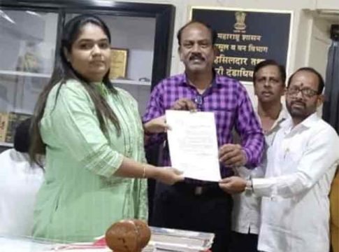 मराठा समाजाचे पेण मध्ये मंगळवार पासून साखळी उपोषण, पेण तहसीलदारांना दिले निवेदन
