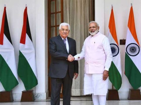 Israel Hamas war: पंतप्रधान मोदींनी केली पॅलेस्टाईनच्या राष्ट्रपतींशी चर्चा