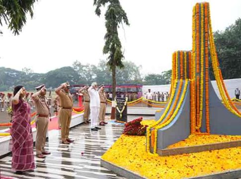Police Memorial Day : पोलीस स्मृती दिनानिमित्त पालकमंत्री दादा भुसे यांनी केले अभिवादन