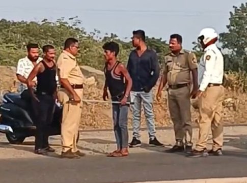 त्या बिचा-याला का मारू राहिले...?