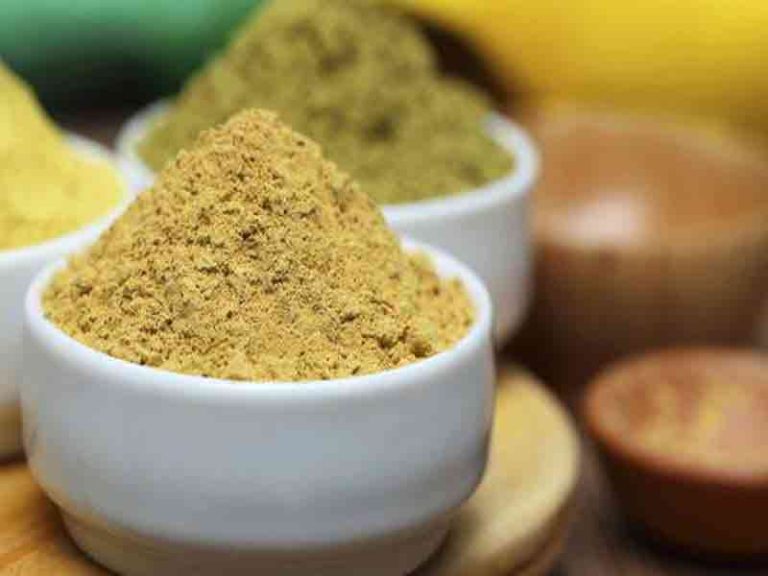 Diwali Abhyangasnan : घरच्याघरी आयुर्वेदिक उटणं? जाणून घ्या तयार करण्याची पद्धत…