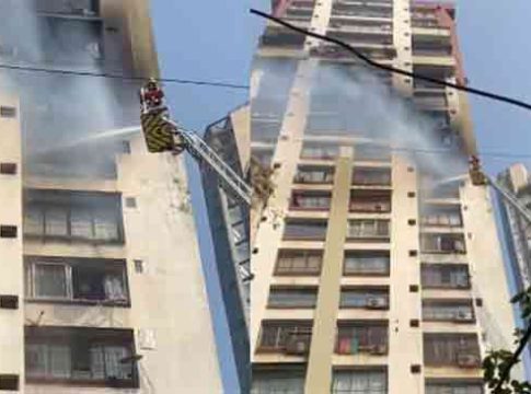 Grant Road fire news : ग्रँट रोड येथील इमारतीला भीषण आग; लेव्हल २ घोषित