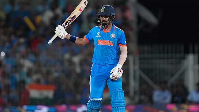 WC Finale 2023 : केएल राहुलचं ८५ चेंडूंमध्ये कसंबसं अर्धशतक; तर जडेजाची ९ धावांवर विकेट