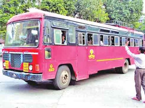 ST Buses : ‘एसटी’चा उत्पन्न वाढीचा विक्रम, हंगामी दरवाढीमुळे!
