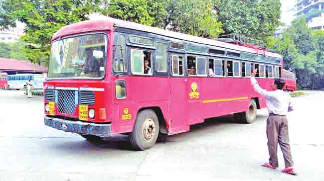ST Buses : ‘एसटी’चा उत्पन्न वाढीचा विक्रम, हंगामी दरवाढीमुळे!