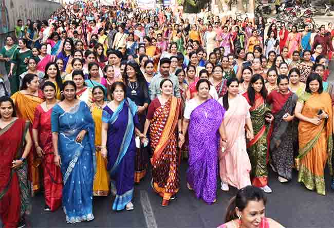 Saree Walkathon : एमएमआरडीए मैदानात साडी वॉकथॉनचे आयोजन