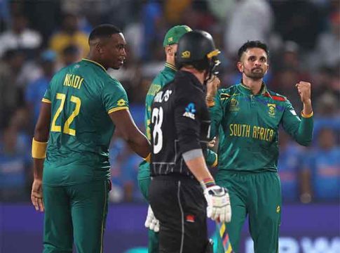 SA vs NZ: द. आफ्रिकेने न्यूझीलंडला धुतले, १९० धावांनी जिंकला सामना