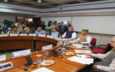 संसदेच्या हिवाळी अधिवेशनापूर्वी सरकारने राजकीय पक्षांच्या नेत्यांची घेतली बैठक