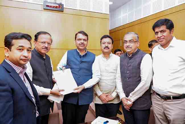 मालेगावला लवकरच पोलीस आयुक्तालय, उपमुख्यमंत्री फडणवीस यांचे खासदार डॉ. सुभाष भामरे यांना आश्वासन