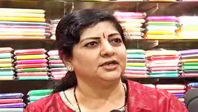 Sharmila Thackeray : दिड वर्षापूर्वी अदानी मातोश्रीवर का आले होते?