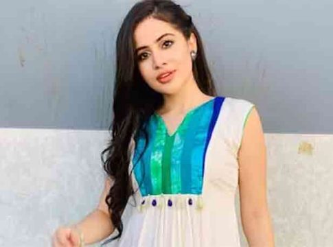Urfi Javed : अरेच्चा! उर्फी सुधारली की काय?