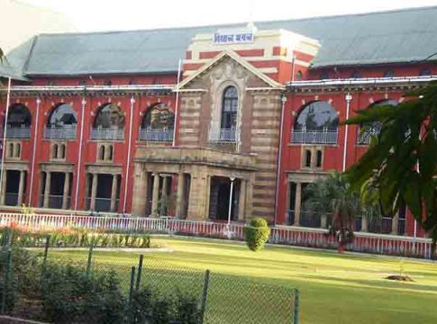 मुंबईच्या डोंगरीतील उपकरप्राप्त इमारत दुरुस्तीची चौकशी करून दोषींवर कारवाई करणार