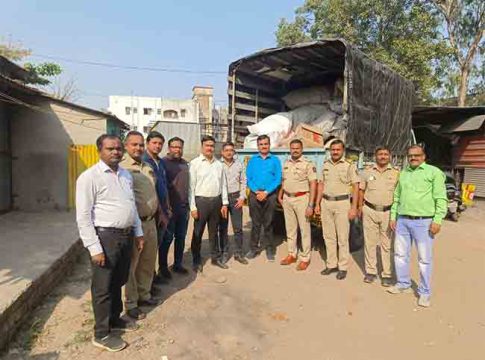 नाशिक शहरात दोन ठिकाणी छापा , दहा लाखाहून अधिक किमतीचा गुटखा जप्त
