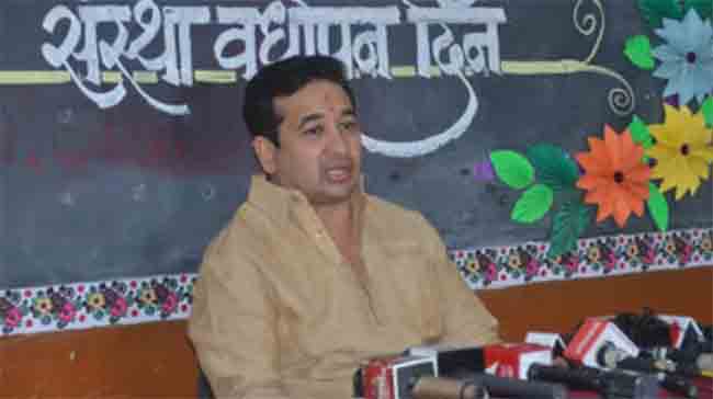 माझा मतदारसंघ पाकिस्तानात नाही मी विधिमंडळाचा सदस्य कुठलेही मुद्दे मांडू शकतो- आ. नितेश राणे