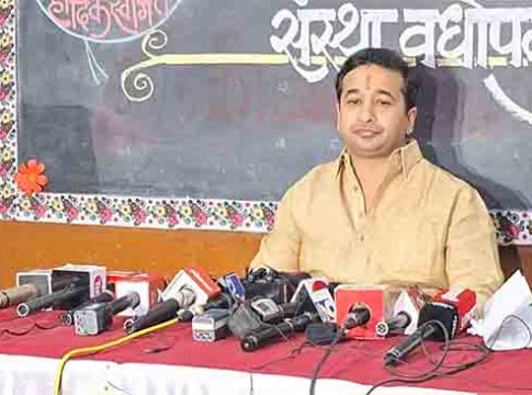 कायदे फक्त हिंदुनीच पाळायचे का?आ. नितेश राणेंचा नाशिक पोलिस आयुक्तांसह मनपा आयुक्तांना इशारा