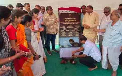 मंत्री रविंद्र चव्हाण यांच्या हस्ते पेण मधील अनेक पुलांच्या बांधकामाचे भूमिपूजन