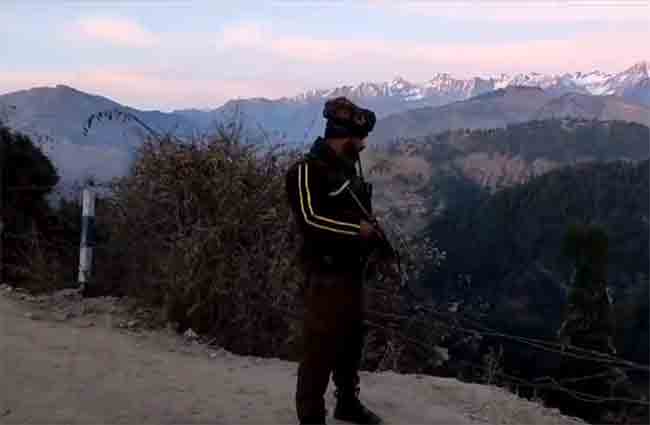 Terrorist attack: जम्मू-काश्मीरच्या पूंछमध्ये दहशतवादी हल्ला, तीन जवान शहीद