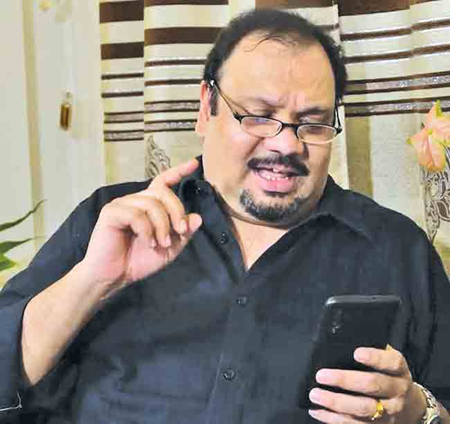 आनंद देणारा इंगळे