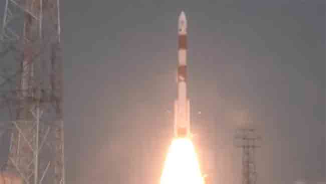 ISRO EOS-8 Satellite : यंदाच्या स्वातंत्र्य दिनानिमित्त इस्रो देणार एक खास भेट; अवकाशात सोडणार…