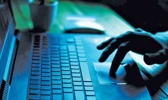 Online Fraud : यूट्यूबवरील व्हीडिओ लाइक करण्याचे पार्टटाइम काम