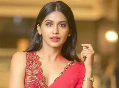 Anjali Patil : अभिनेत्री अंजली पाटील ठरली 'ड्रग इन पार्सल'ची शिकार; तब्बल ५ लाखांची झाली फसवणूक