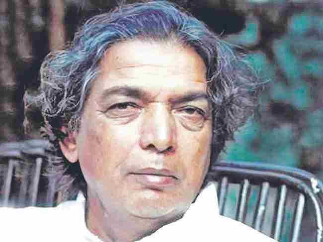 झुकी झुकीसी नजर…