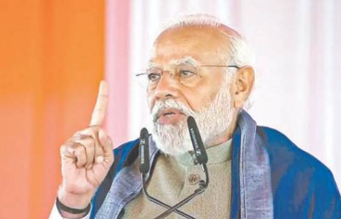 PM Narendra Modi: '४ जूननंतर इंडिया आघाडीचे नेते एकमेकांचे कपडे फाडतील, केस ओढतील'