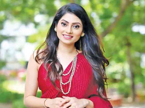 अभिनयाचा सूर लागू दे