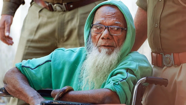 1993 Serial Bomb Blast : १९९३ च्या साखळी बॉम्बस्फोटातील मुख्य आरोपी अब्दुल करीम टुंडाची निर्दोष मुक्तता