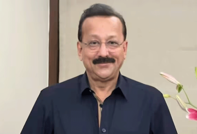 Baba Siddique : काँग्रेसला मोठा धक्का; बाबा सिद्दीकी यांचा अधिकृतपणे काँग्रेसला ‘जय महाराष्ट्र’!