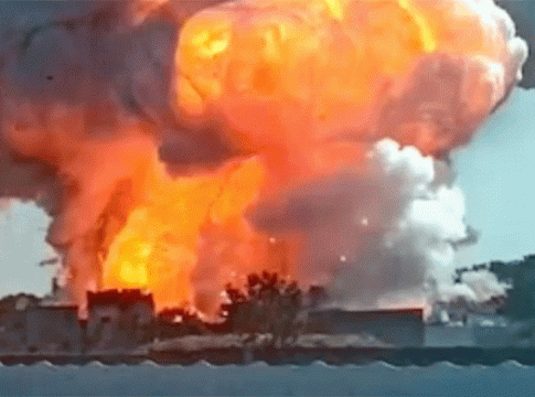 Madhya Pradesh fire : मध्यप्रदेशच्या फॅक्टरीत भीषण आग! ६ कामगारांचा मृत्यू तर ५० हून अधिक जण जखमी
