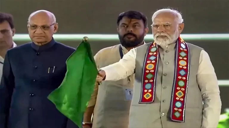 पंतप्रधान नरेंद्र मोदी यांचा शरद पवारांवर हल्लाबोल