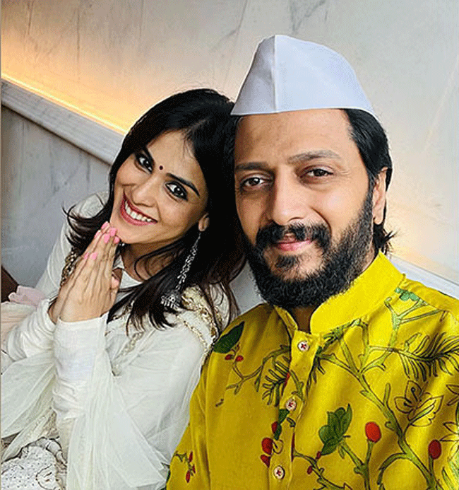अभिनेत्री जिनिलिया देशमुखने साजरी केली वटपौर्णिमा