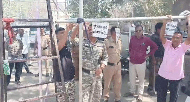 विखेंनी केलेल्या पुलाच्या भूमिपूजनाला संगमनेरकरांचा तीव्र विरोध