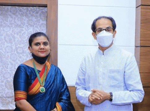 Thackeray Group : माझा पक्षात टिशू पेपर म्हणून वापर केला! शिल्पा बोडखे यांचा उबाठाला रामराम