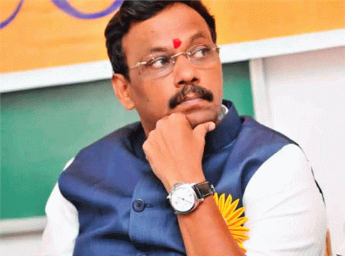 Vinod Tawde: भाजपा नेते विनोद तावडेंवर पैसे वाटल्याचा ठाकूरांचा आरोप; तर तावडेंनी आरोप फेटाळले!