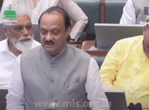 Maharashtra Budget 2025 : मुंबईतील वाहतूक गतिमान होणार : अजित पवार