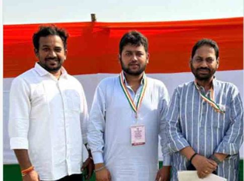 मोदी सरकारच्या जाहिरातीवर काळे फासल्याप्रकरणी माजी मंत्री नितीन राऊत यांच्या मुलाला अटक